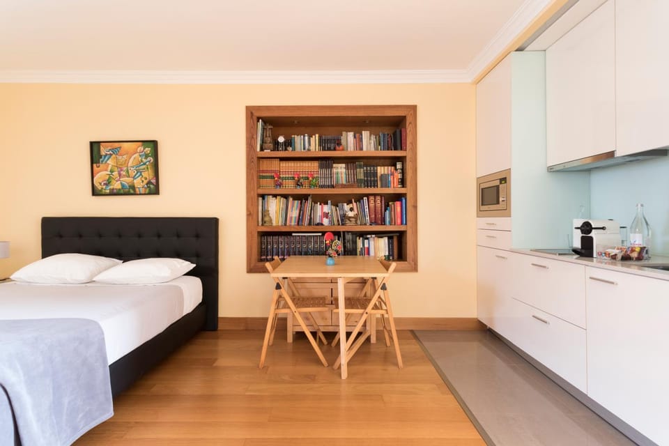 Spring, Coffee/tea facilities, Kitchen or kitchenette, Dining area, Bedroom, On site, Sunset