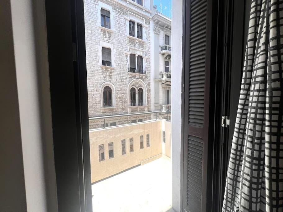 Mondrian-Bozzi 59 Apartment in Bari