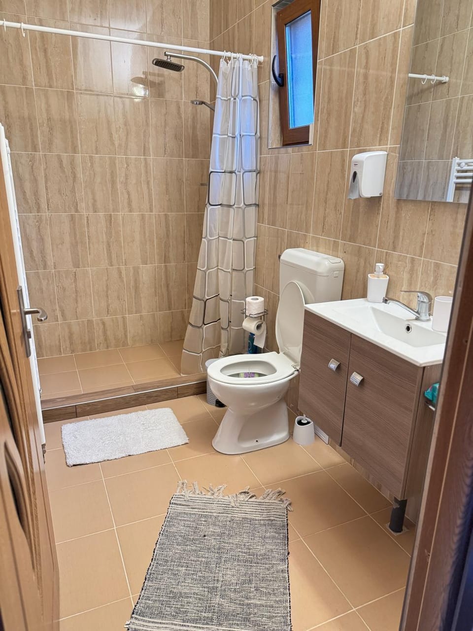 Shower, Toilet, Bathroom