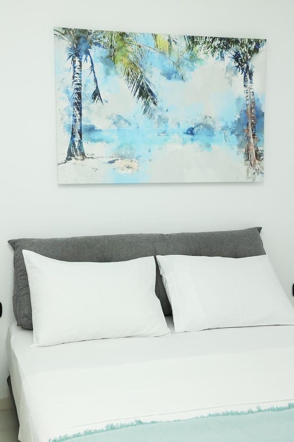 Bed, Decorative detail, Bedroom