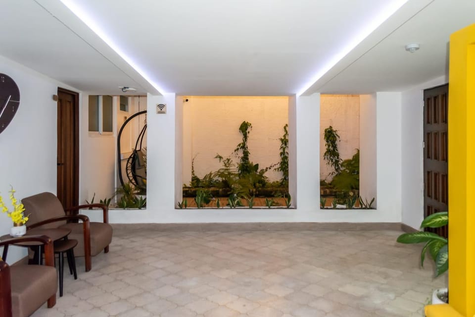 Charming and Efficient First Level Family Apt 5 Apartment hotel in Guatemala City