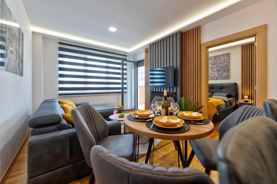 TV and multimedia, Dining area