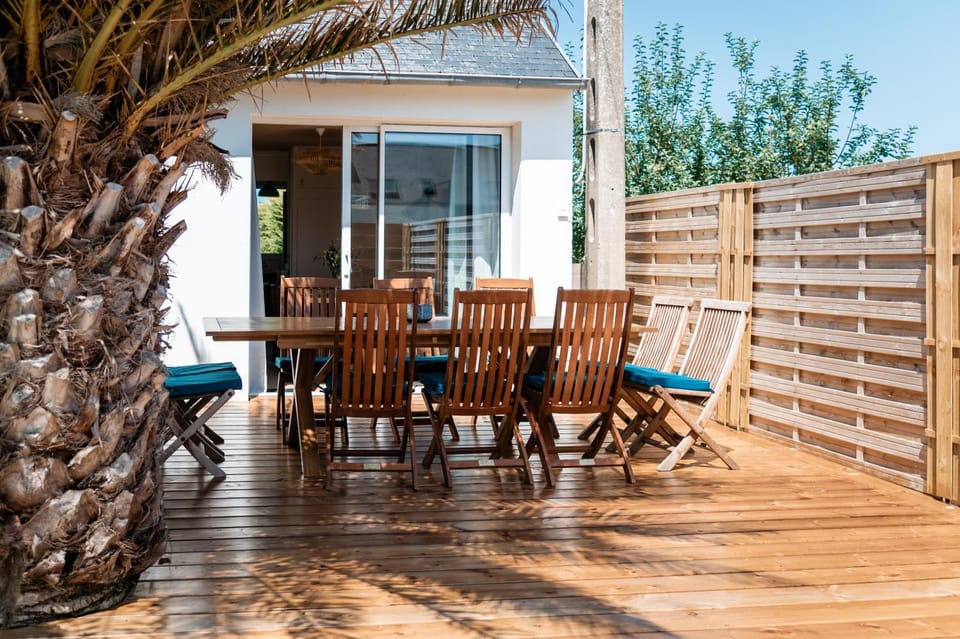 Property building, Balcony/Terrace