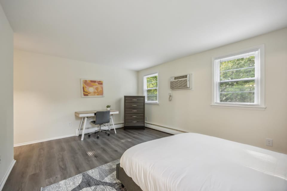 Pine Brook 1302 I Pool Gym I Free Parking ! Apartment in Delaware