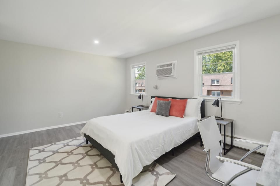 Pine Brook 518 I Spacious 2Bd Garden Style Oasis Apartment in Delaware