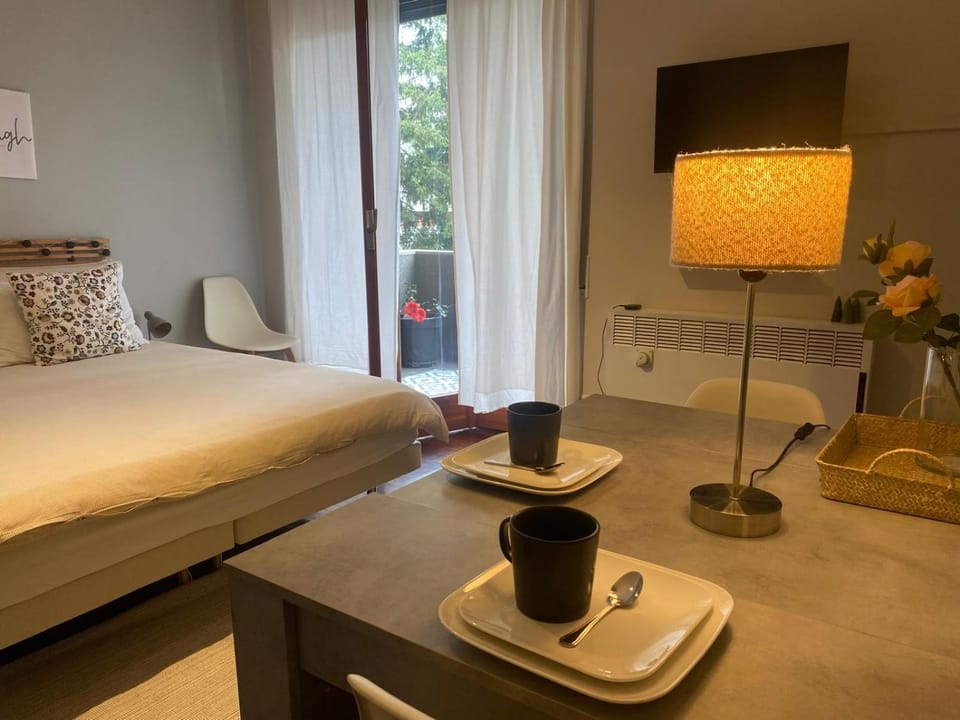 "LAGO VERDE COMO" free park Apartment in Como