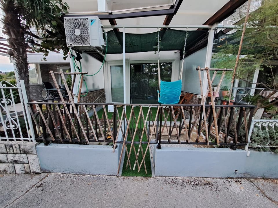 Balcony/Terrace, Swimming pool, Inner courtyard view