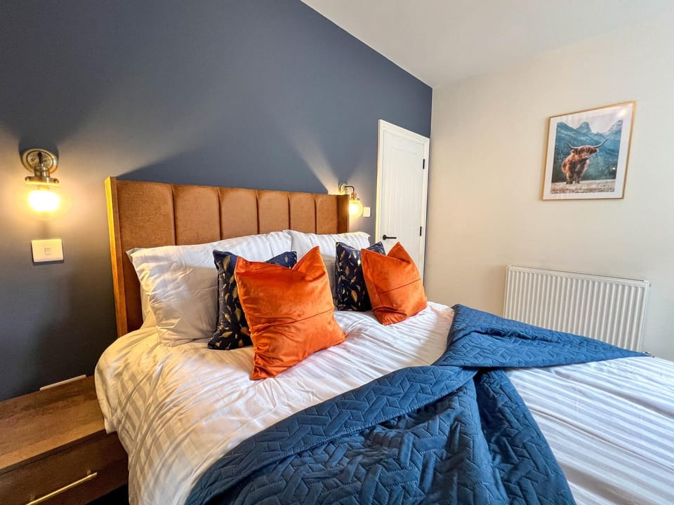 Hanover Apartments - Stylish 1 Bedroom Suites, Sheffield City Centre - Hosted by Stay Host Save Apartment in Sheffield