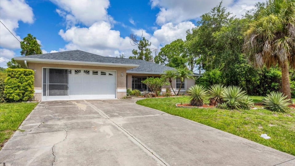 Beachcomber's House in Florida