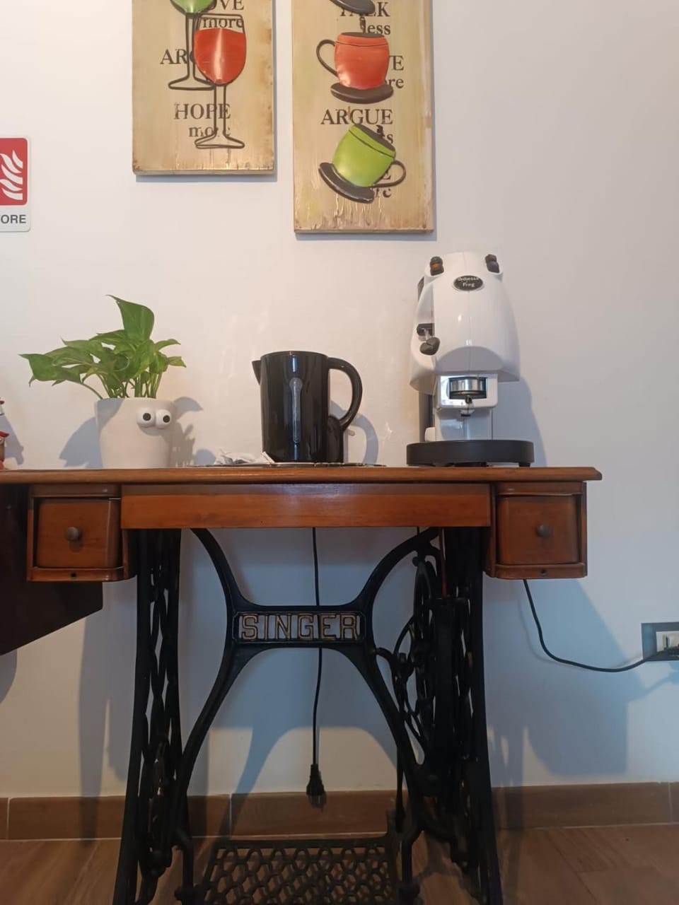 Coffee/tea facilities