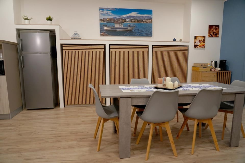 RHOME Crispi Apartment in Catania