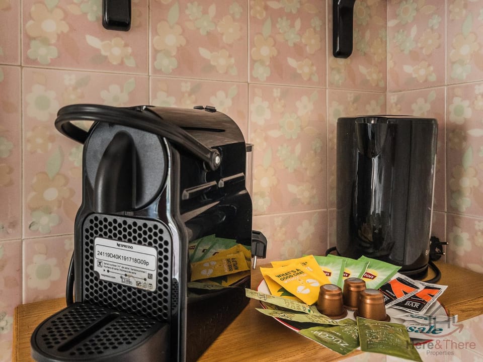 Coffee/tea facilities, Kitchen or kitchenette