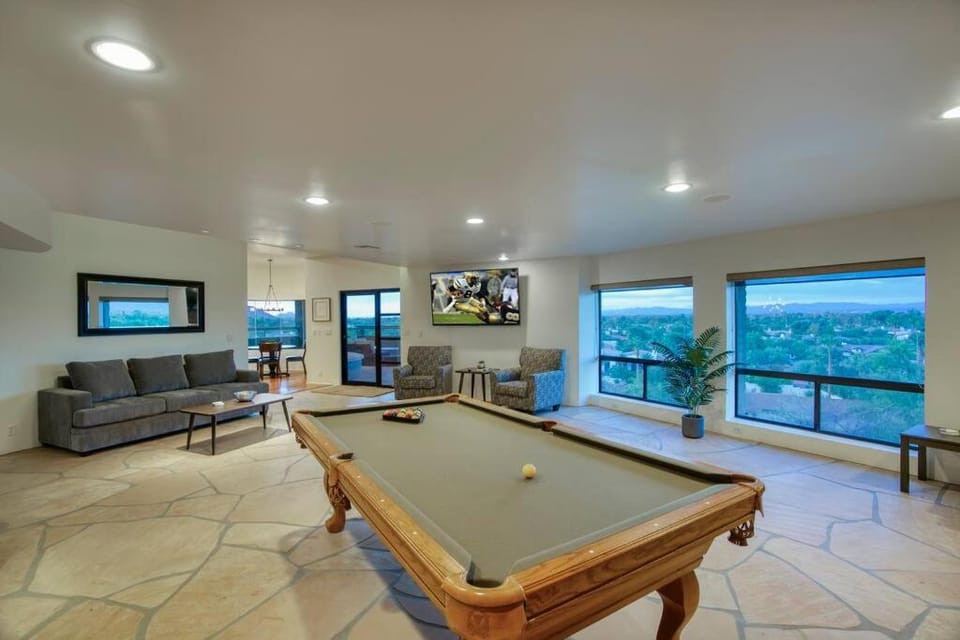 Endless Views House in Paradise Valley