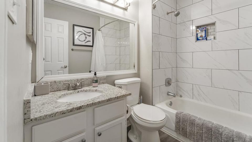 Landing at Champions Walk - 2 Bedrooms in South Bradenton Apartment in Longboat Key