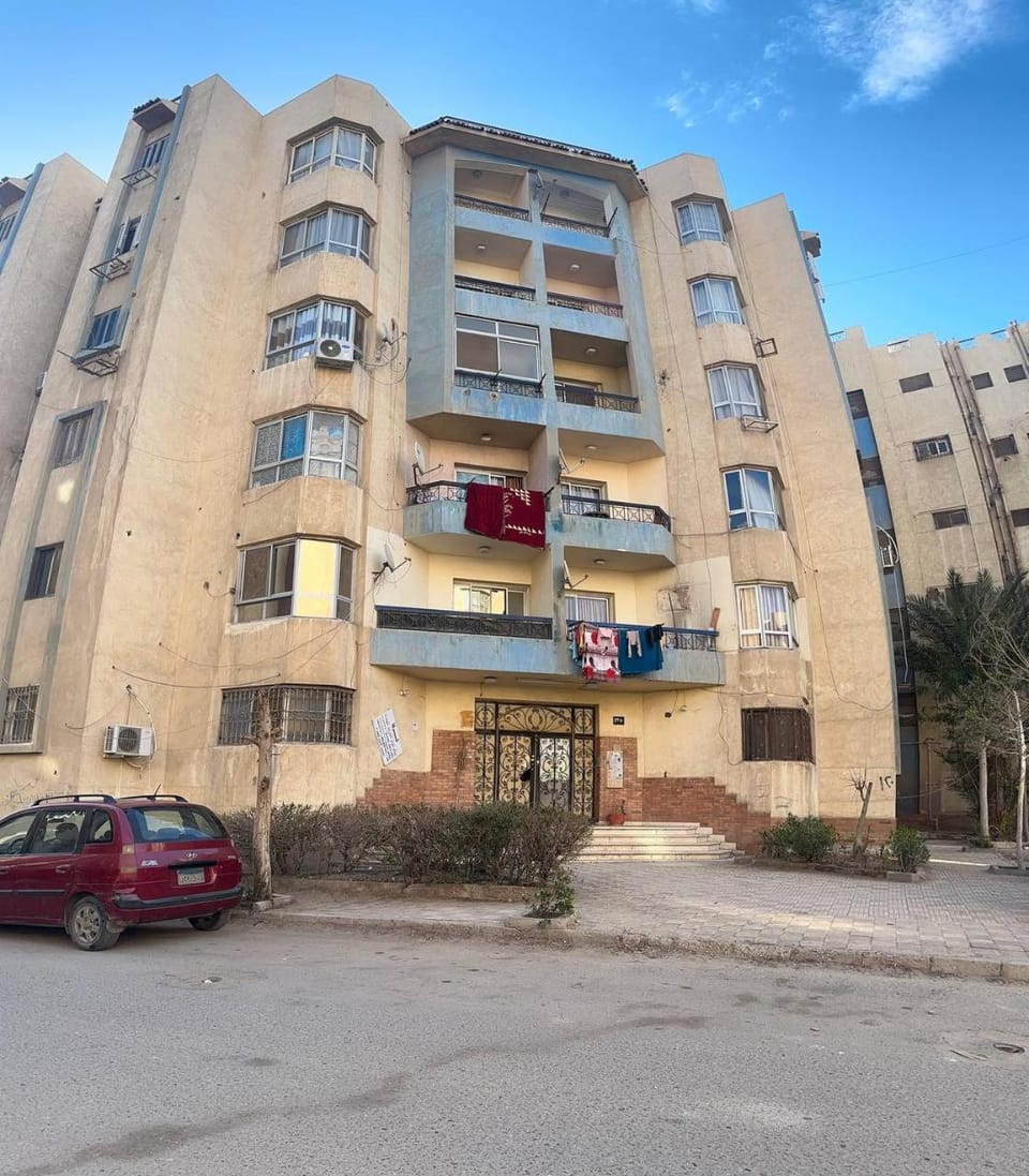 Property building, Day, Location, Parking