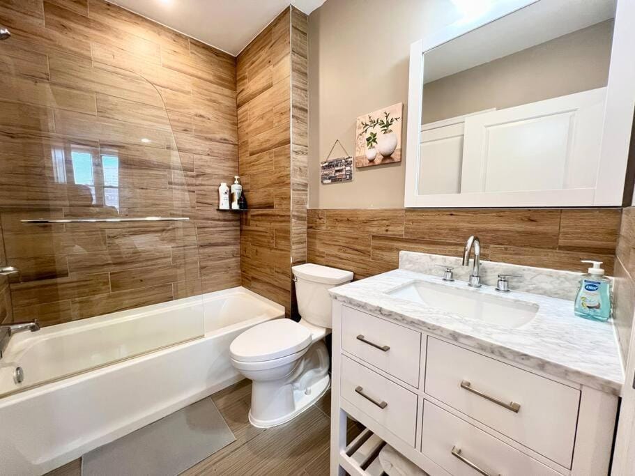 403 Luxury and Comfy King bed in Central city of phily Apartment in Philadelphia
