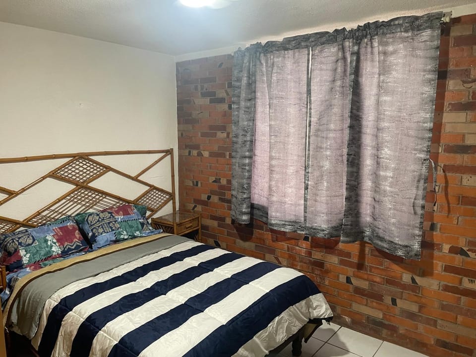 Depa cerca hospital Issste y jardines de fiesta Apartment in State of Morelos