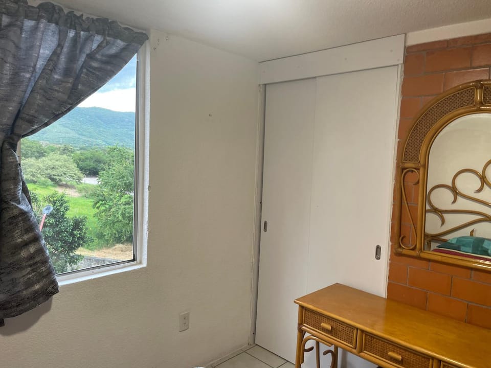 Depa cerca hospital Issste y jardines de fiesta Apartment in State of Morelos