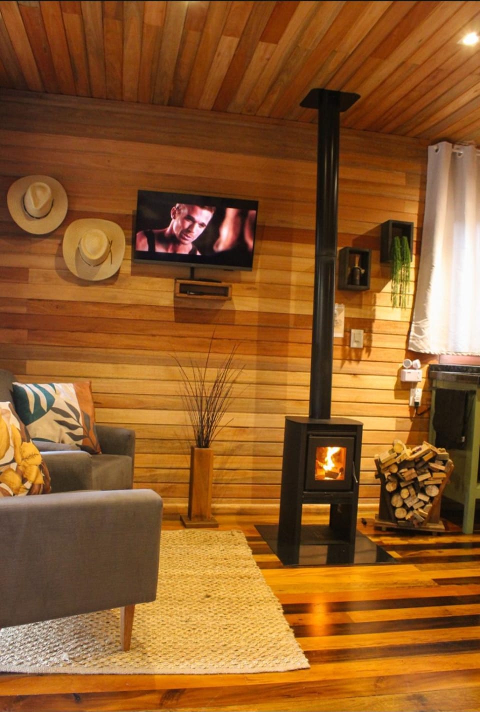 Quinta do Vale - Cabana com Hidromassagem e Lareira Chalet in State of Santa Catarina