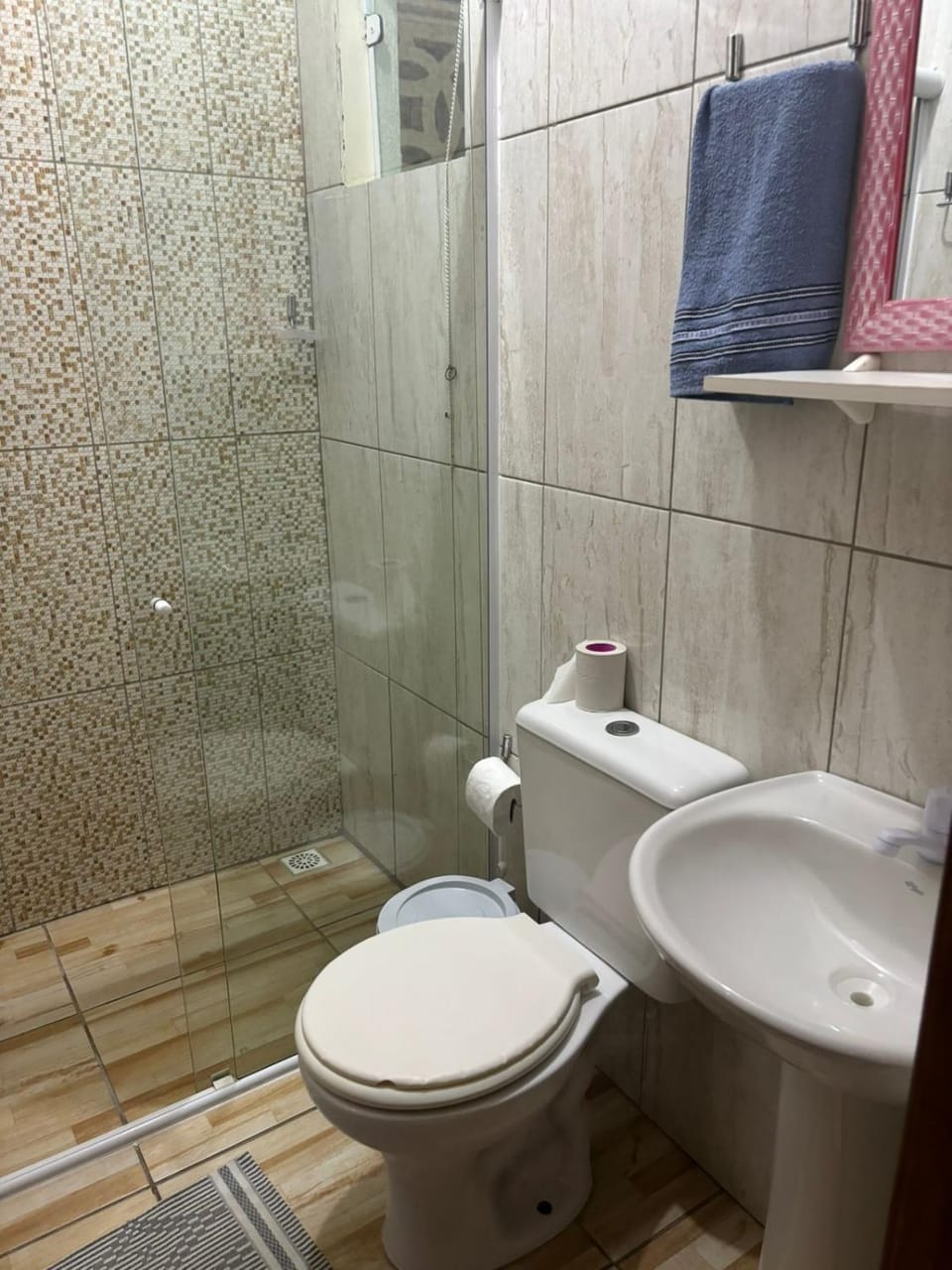 Bathroom, Internal: Not applicable to any particular room