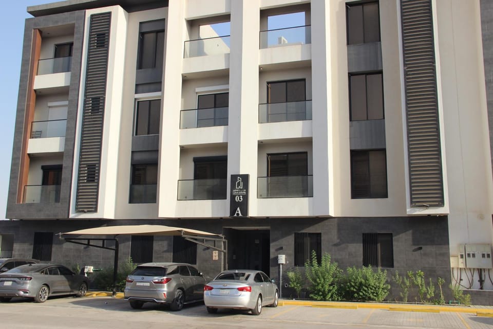 Property building, Day, Location, Parking
