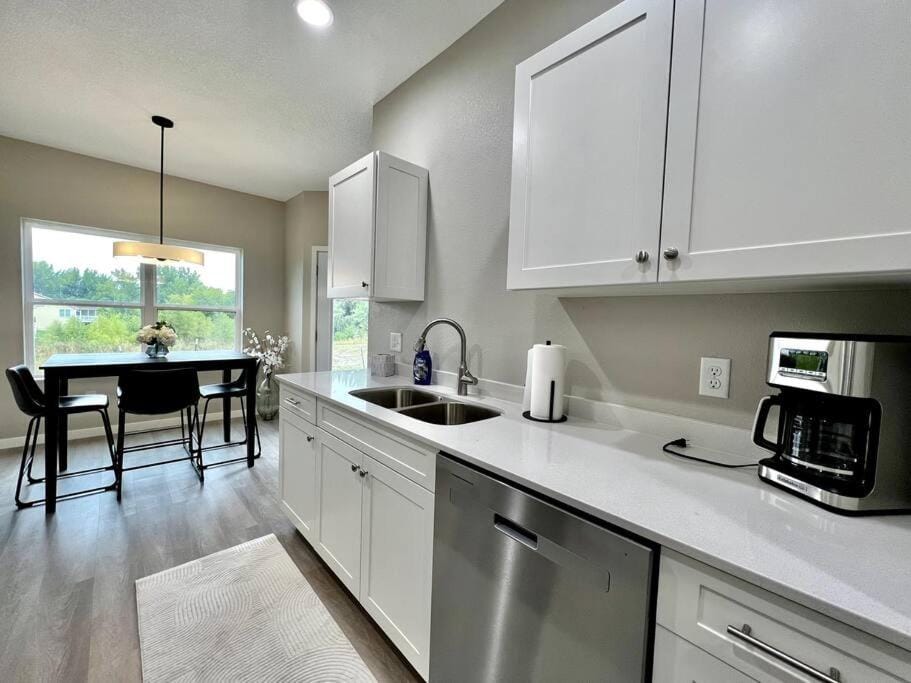 Central Cedar Falls New Construction Townhome! Apartment in Cedar Falls