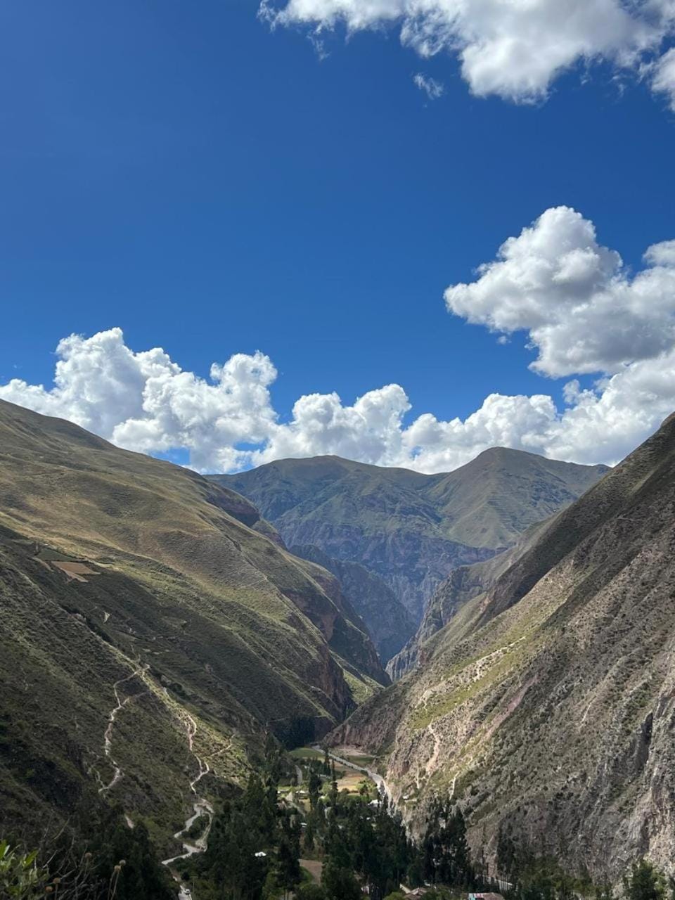 Nearby landmark, Day, Natural landscape, Mountain view