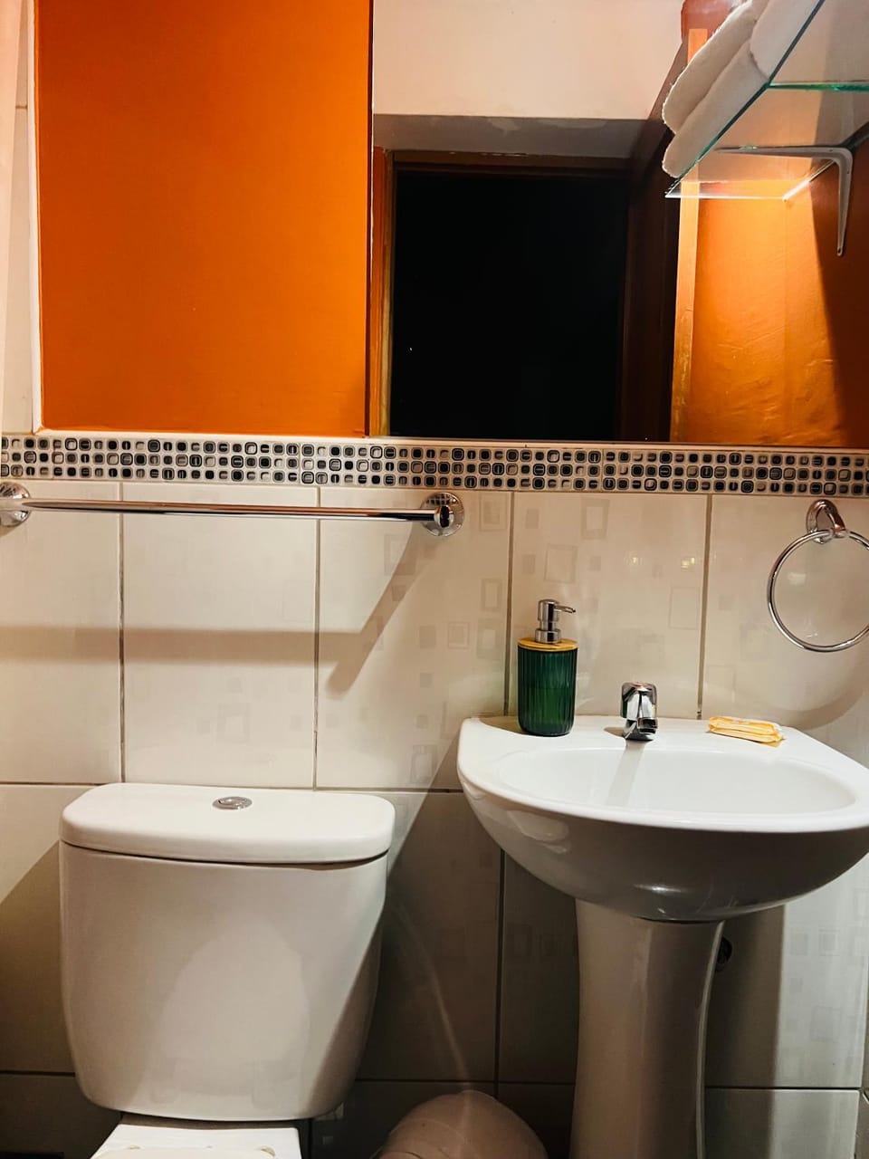 Shower, Toilet, Bathroom
