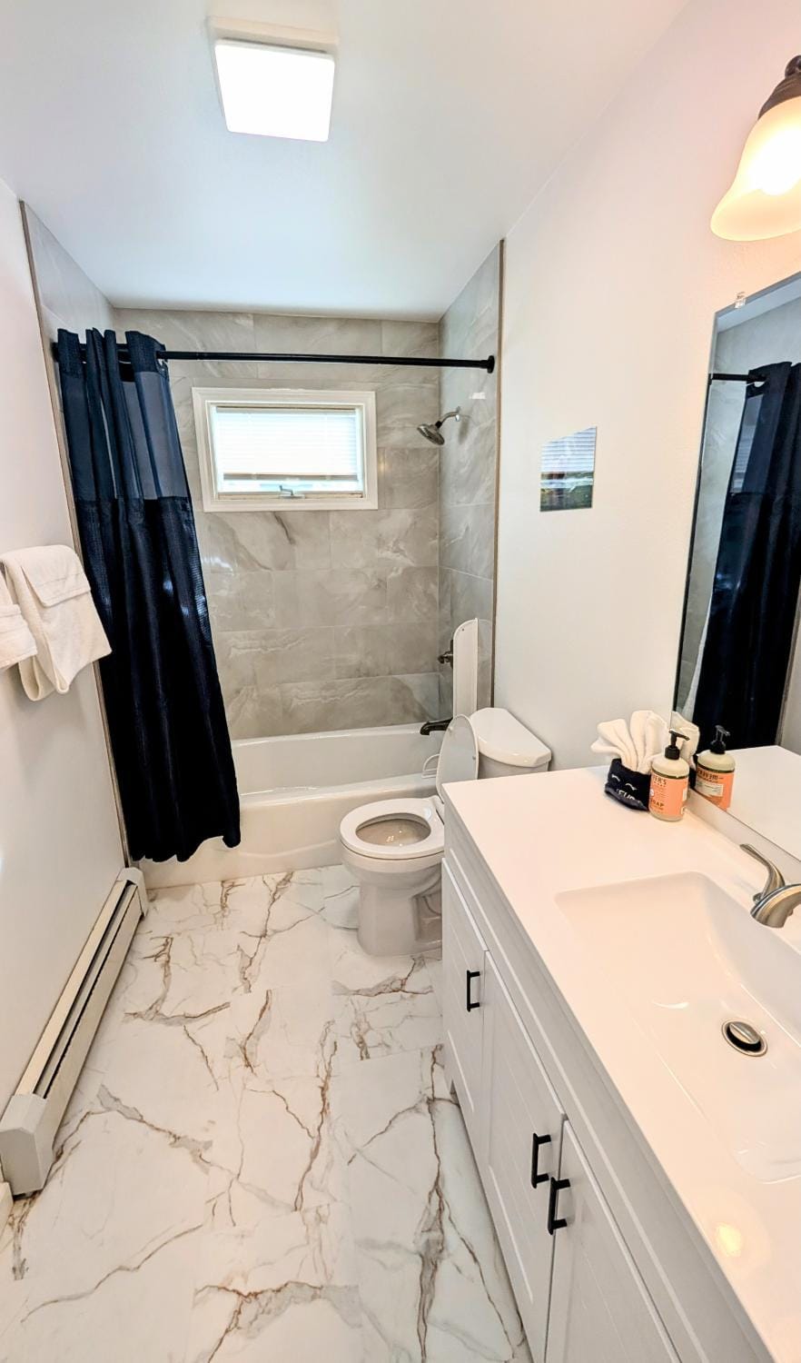 Spacious Downtown 2-bdrm Apartment Apartment in Anchorage