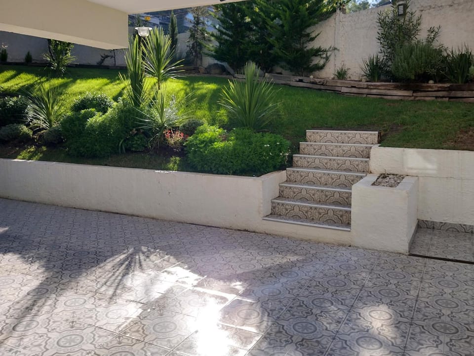 Patio, Patio, Natural landscape, BBQ facilities, BBQ facilities, Garden, Garden, View (from property/room), View (from property/room), Balcony/Terrace, Balcony/Terrace, Decorative detail, Garden view, Garden view, Area and facilities, Area and facilities, Sunrise, Family, Inner courtyard view, internet, pet friendly, soundproof