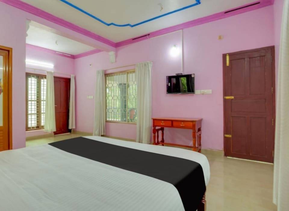 Bed, TV and multimedia