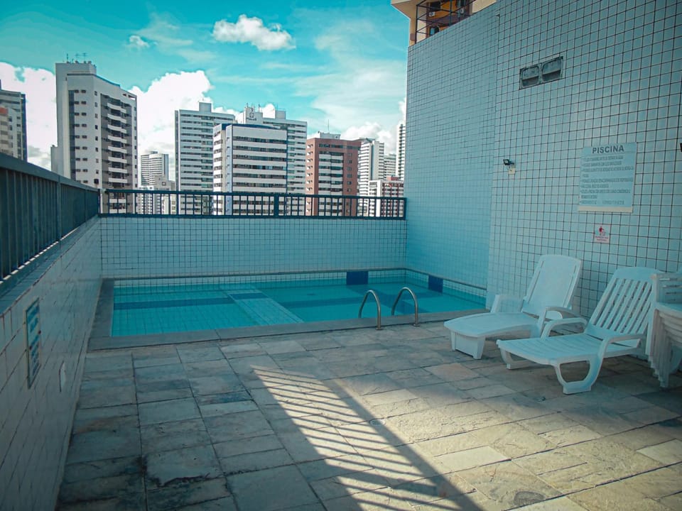 Pool view, Swimming pool, sunbed