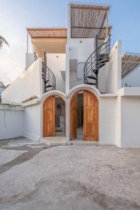 Casa Lumina brand new 2 BR Villa in Babakan Villa in North Kuta