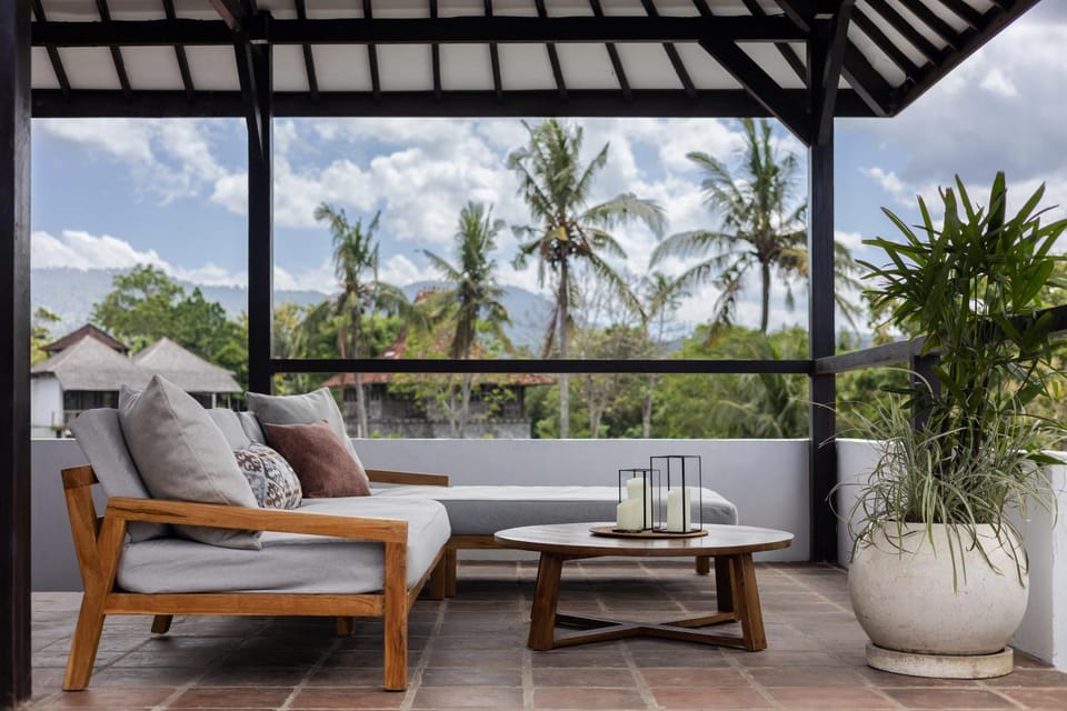 Patio, Patio, Balcony/Terrace, Balcony/Terrace, Mountain view, Mountain view