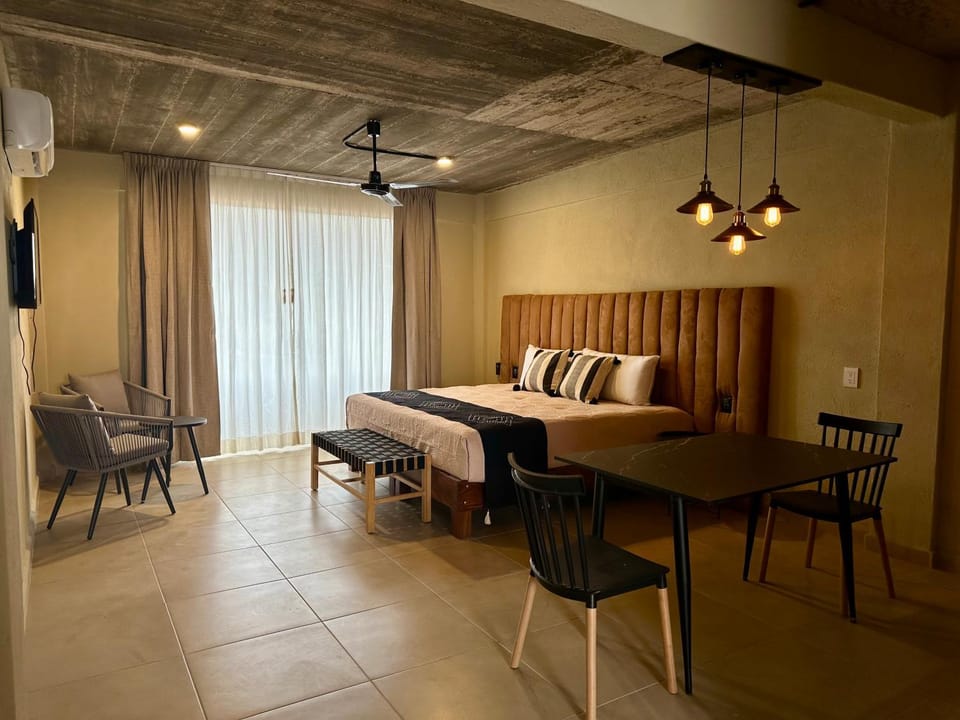 Lolitas Suites 303 Apartment in Zihuatanejo