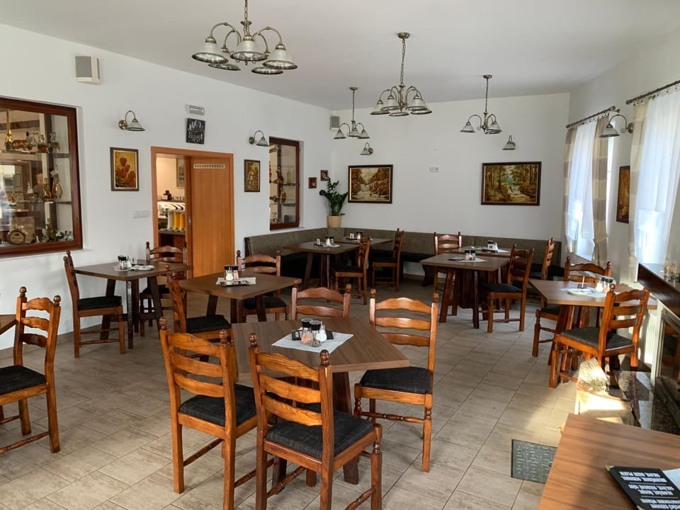 Restaurant/places to eat, Breakfast