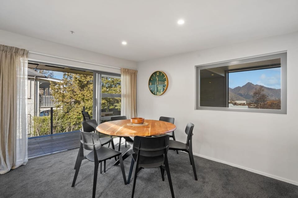 Cecil Peak View Apartment Apartment in Queenstown
