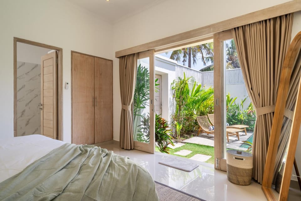 Bed, Garden, Balcony/Terrace, Bedroom