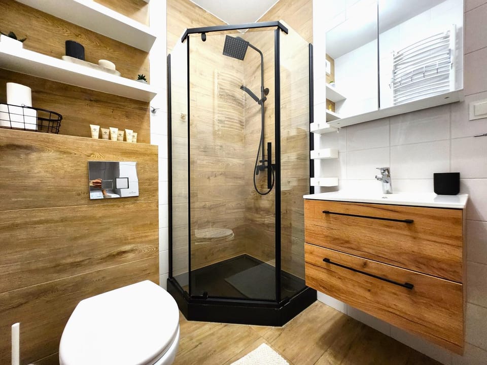 ApartStars Powstańców #17 Apartment in Poland