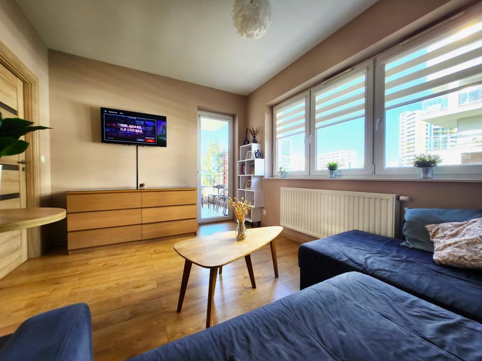 ApartStars Powstańców #17 Apartment in Poland