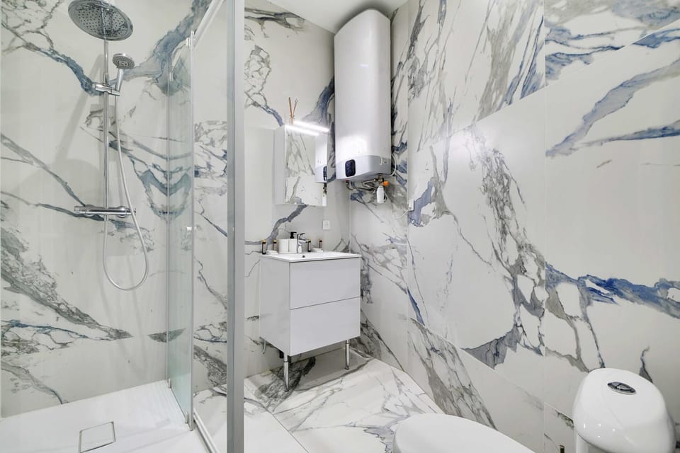 Shower, Toilet, Bathroom