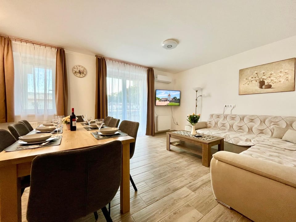Silver Lux Apartman Apartment in Hungary