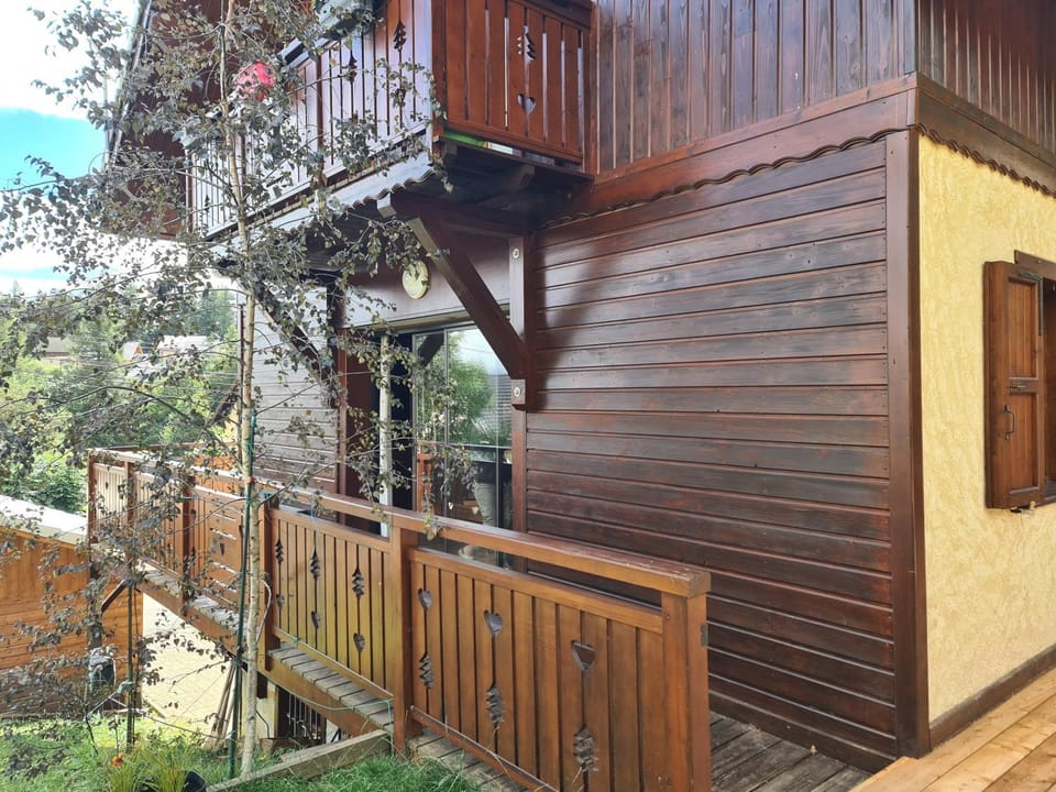 Le Chalet Chalet in Provence-Alpes-Côte d'Azur