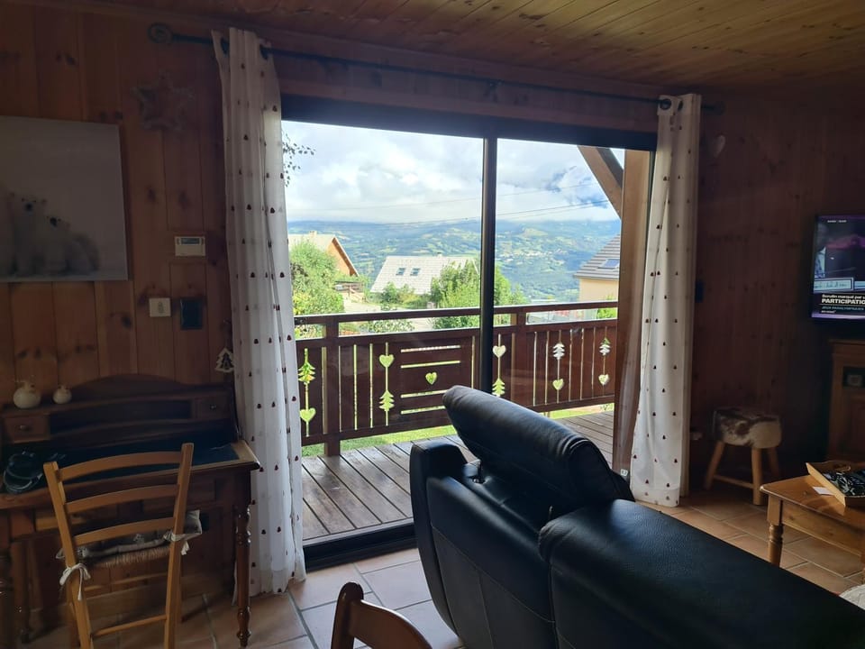 Le Chalet Chalet in Provence-Alpes-Côte d'Azur