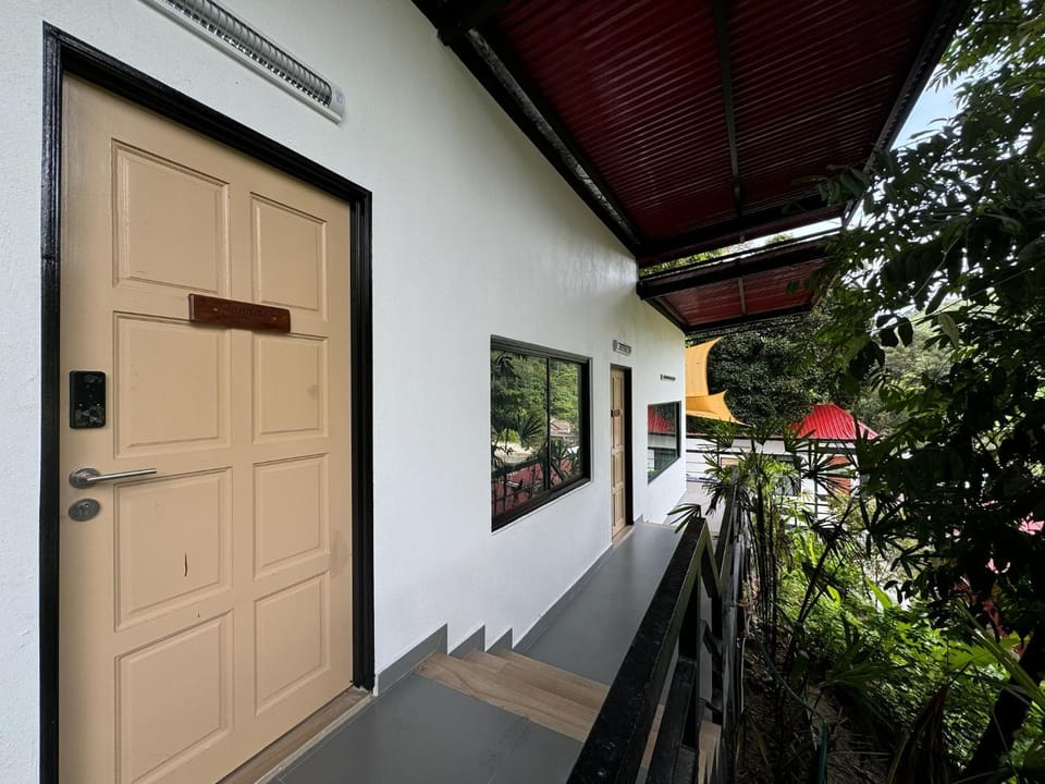 Hillside Red Cabin Cabin in Petaling Jaya