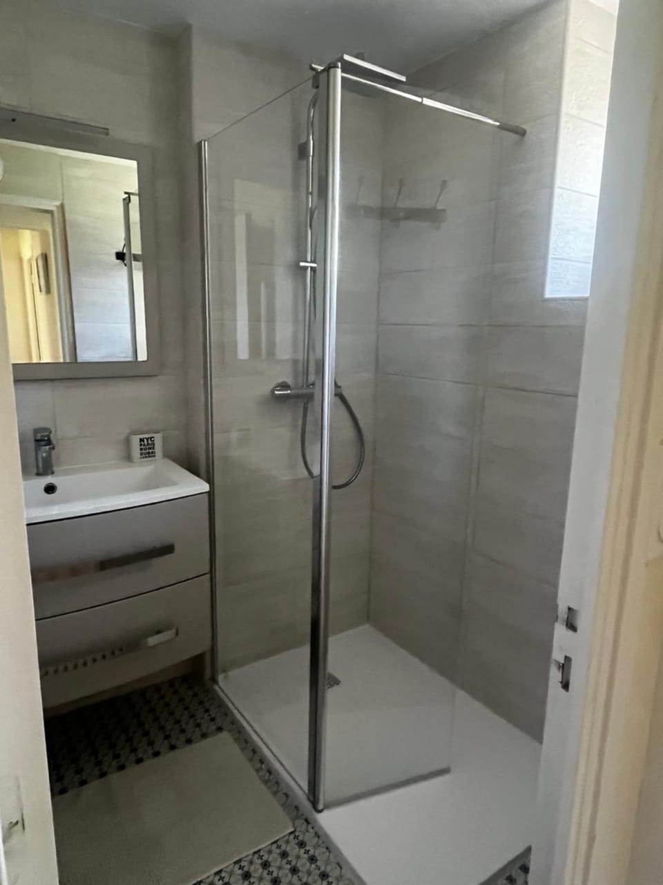 Shower, Bathroom