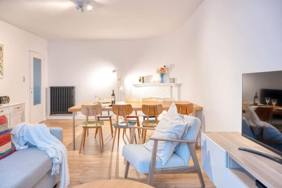 Chic 3-BR Oasis in Ghent - Stylish Interiors Apartment in Ghent
