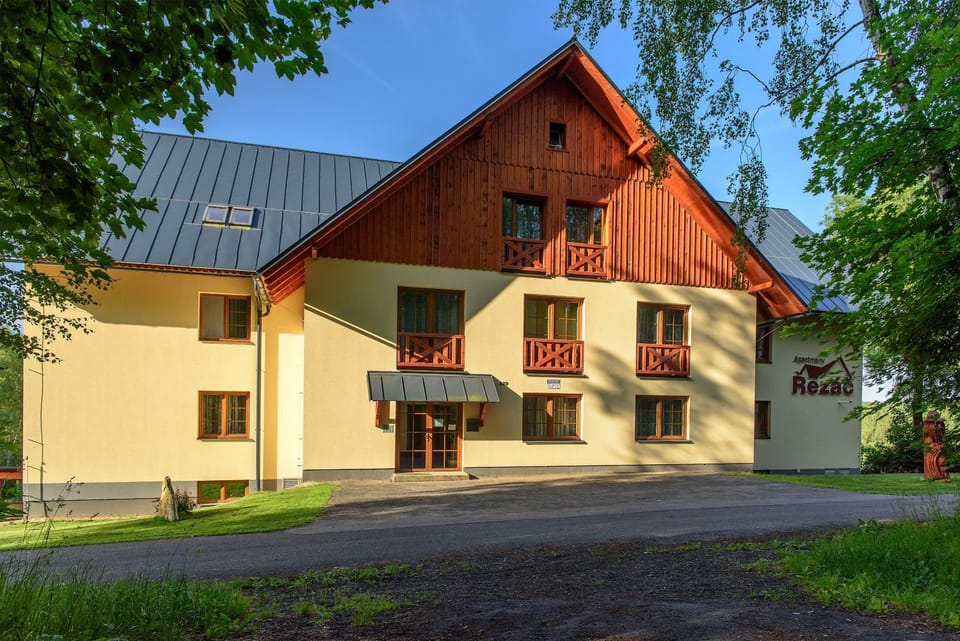 Apartmány Řezáč Apartment in Lower Silesian Voivodeship