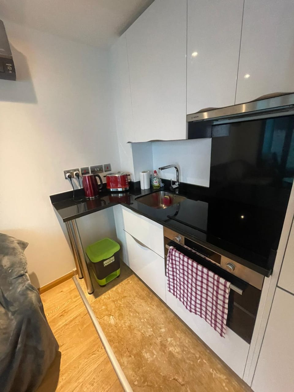 Studio flat with Spa Apartment in Gibraltar