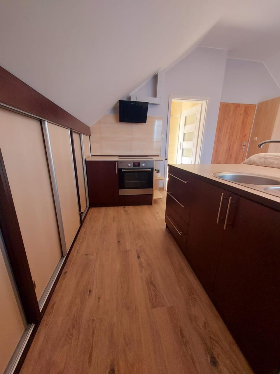Kitchen or kitchenette, oven, stove